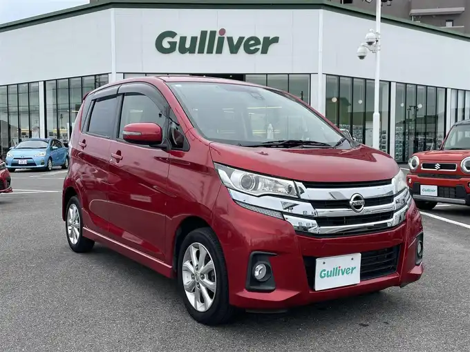 新着情報“デイズハイウェイスター X”2017年式スパークリングレッドM入荷しました！