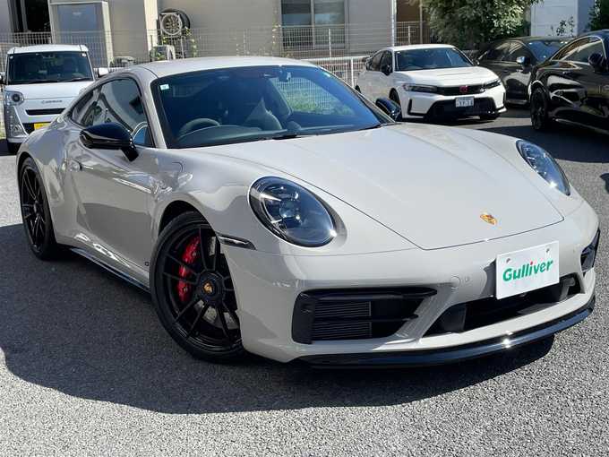 新着情報“９１１911カレラ4GTS”2023年式グレー入荷しました！