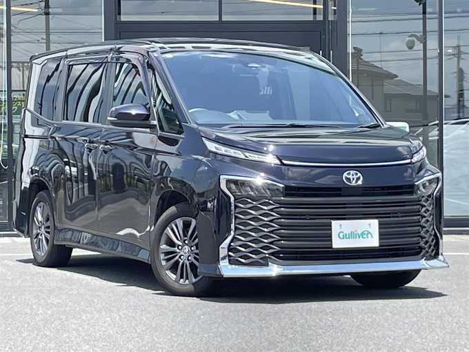 新着情報“ヴォクシーS－G”2023年式スパークリングブラックパールクリスタルシャイン入荷しました！