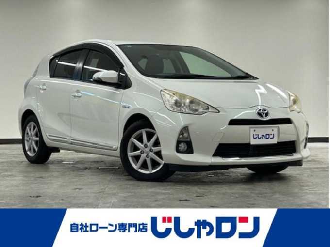新着情報“アクアG”2013年式ライムホワイトパールクリスタルシャイン入荷しました！