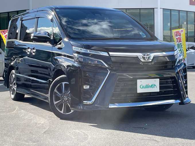 新着情報“ヴォクシーZS 煌Ⅲ”2020年式ブラック入荷しました！