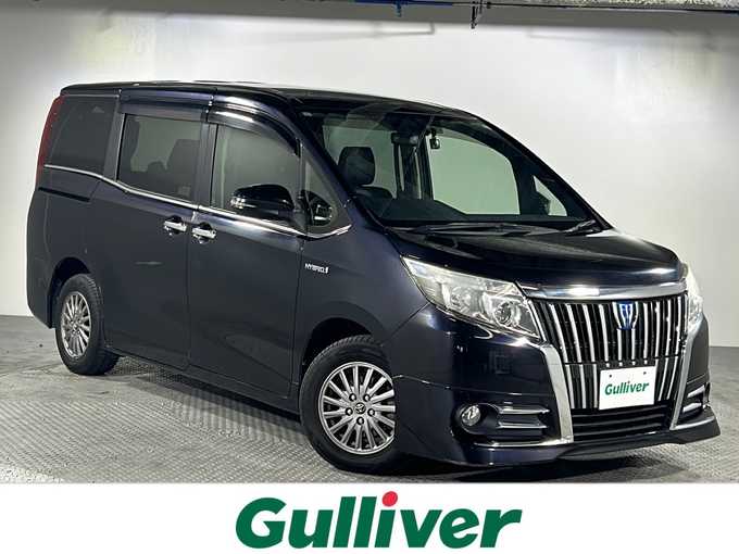 新着情報“エスクァイアハイブリッドXi”2015年式スパークリングブラックパールクリスタルシャイン入荷しました！