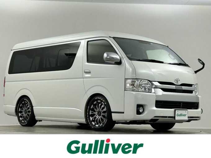 新着情報“ハイエースワゴンGL”2018年式ホワイトパールクリスタルシャイン入荷しました！