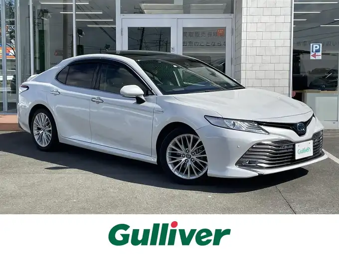 新着情報“カムリGレザーパッケージ”2017年式プラチナホワイトパールマイカ入荷しました！