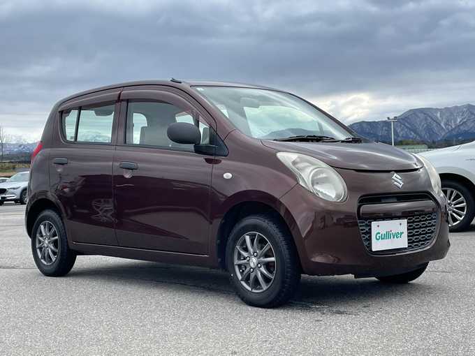 新着情報“アルトF”2011年式マルーンブラウンパール入荷しました！