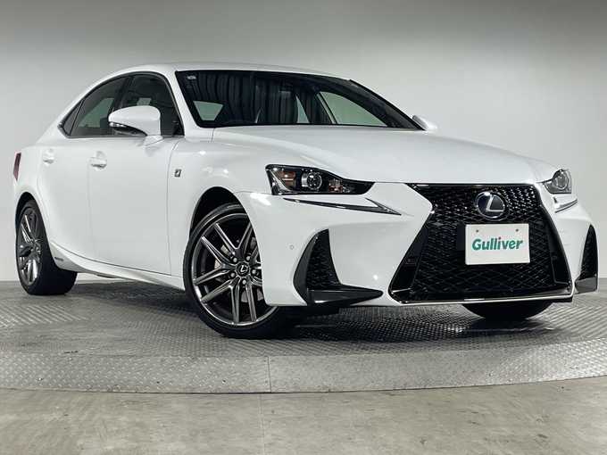 新着情報“ＩＳIS300h”2017年式ホワイトノーヴァガラスフレーク入荷しました！