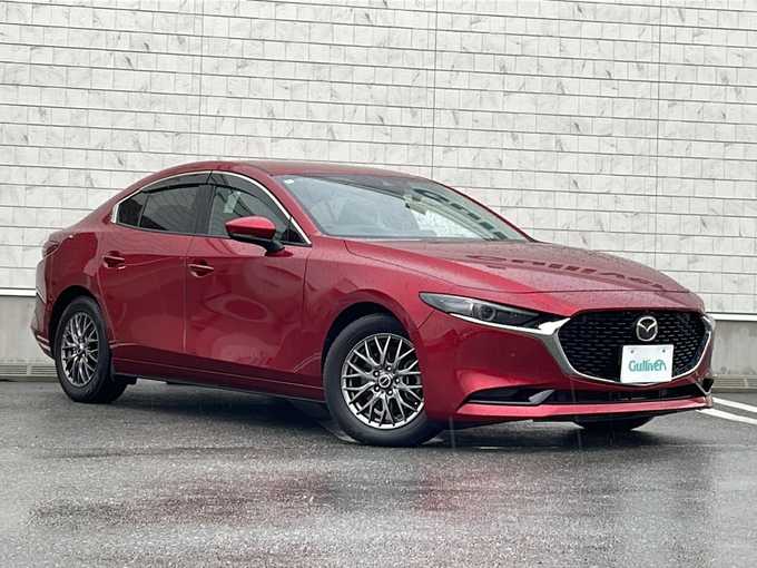 新着情報“ＭＡＺＤＡ３セダン20S Lパッケージ”2020年式ソウルレッドクリスタルM入荷しました！