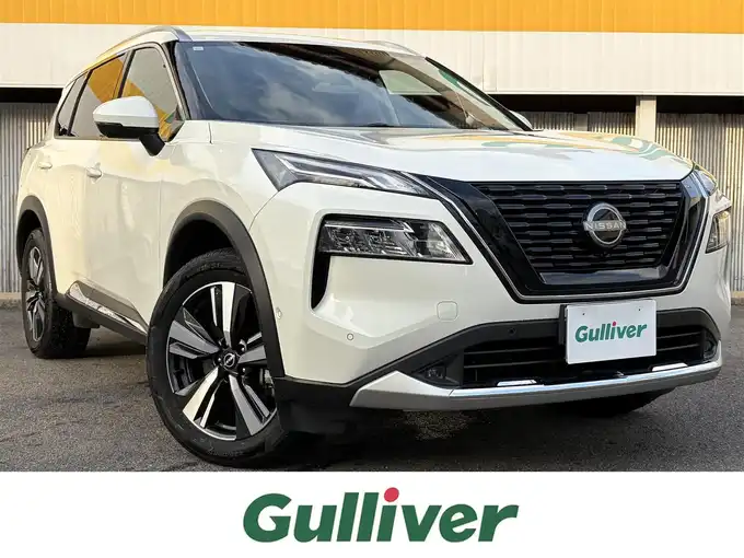 新着情報“エクストレイルG e－4ORCE”2023年式ブリリアントホワイトパール入荷しました！