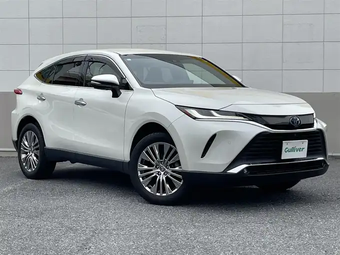 新着情報“ハリアーハイブリッドZ レザーパッケージ”2020年式ホワイトパールクリスタルシャイン入荷しました！