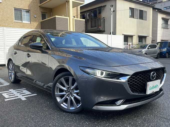 新着情報“ＭＡＺＤＡ３セダンXD Lパッケージ”2019年式マシーングレープレミアムM入荷しました！