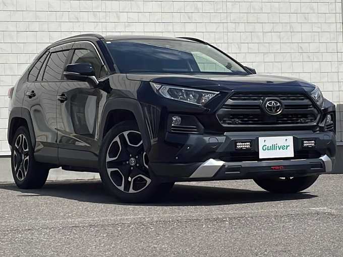新着情報“ＲＡＶ４アドベンチャー”2020年式アティチュードブラックマイカ入荷しました！