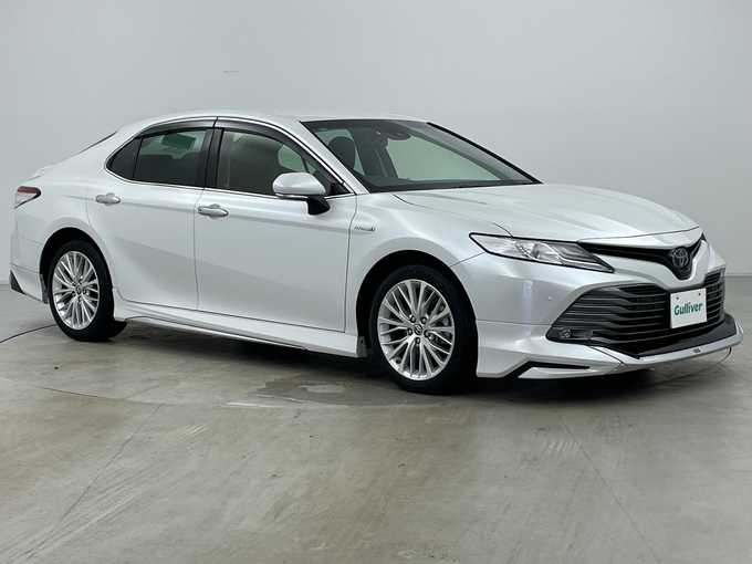 新着情報“カムリGレザーパッケージ”2019年式プラチナホワイトパールマイカ入荷しました！