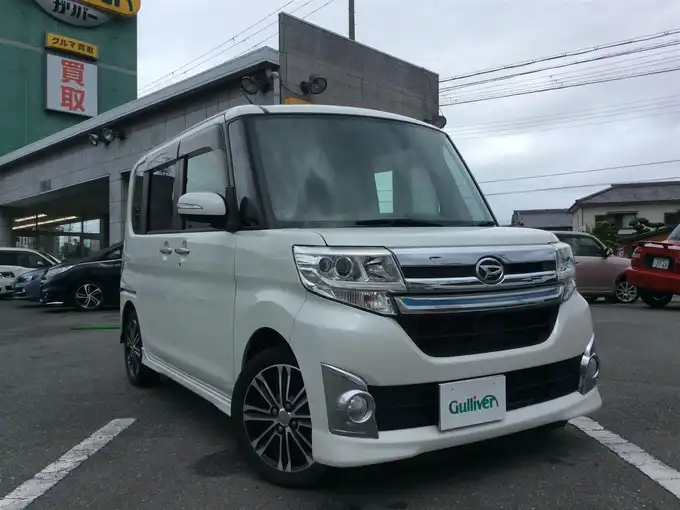 新着情報“タントカスタム RS”2014年式パールホワイトⅢ入荷しました！