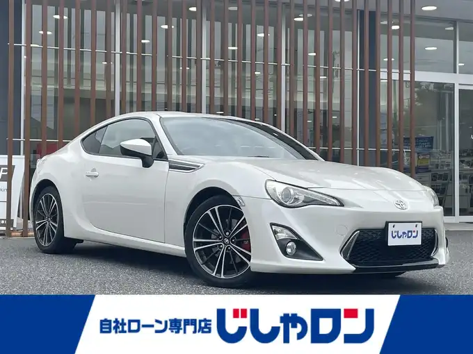 新着情報“８６GT”2012年式サテンホワイトパール入荷しました！