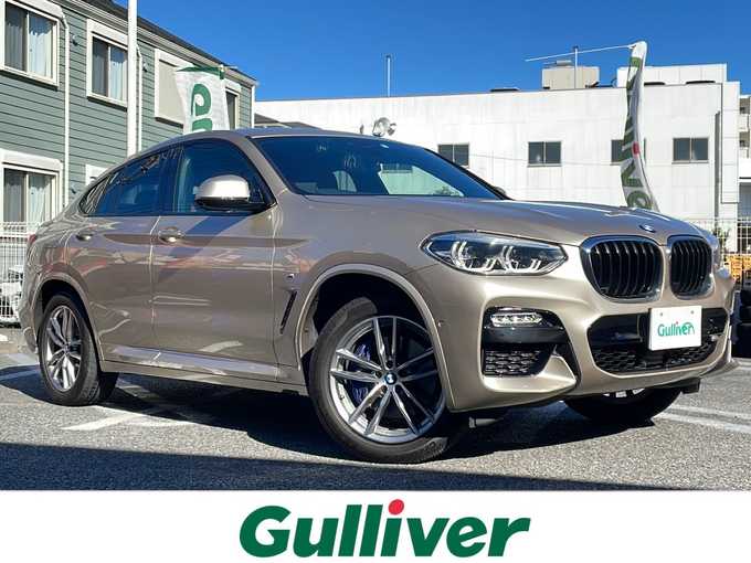 新着情報“Ｘ４xDrive 30i Mスポーツ”2018年式ゴールド入荷しました！