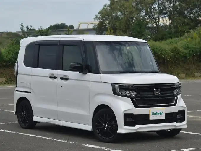 新着情報“Ｎ－ＢＯＸカスタムLターボ特別仕様車スタイル+ブラック”2022年式パール入荷しました！