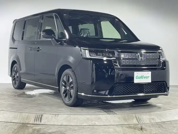 新着情報“ステップワゴンe:HEVスパーダ”2025年式クリスタルブラックパール入荷しました！
