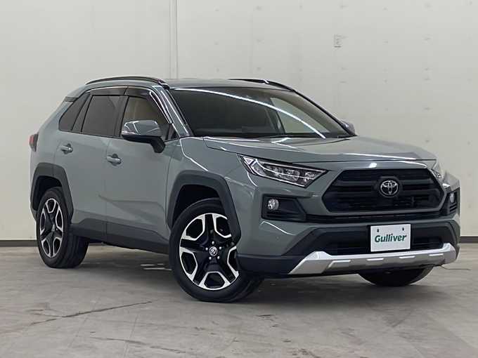 新着情報“ＲＡＶ４アドベンチャー”2020年式アーバンカーキ入荷しました！