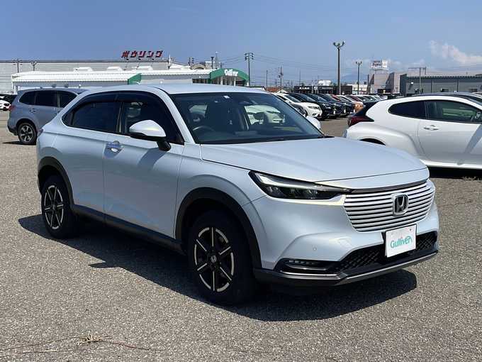 新着情報“ヴェゼルG”2022年式プレミアムサンライトホワイトパール入荷しました！