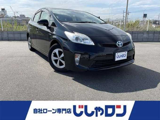 新着情報“プリウスL”2012年式ブラック入荷しました！