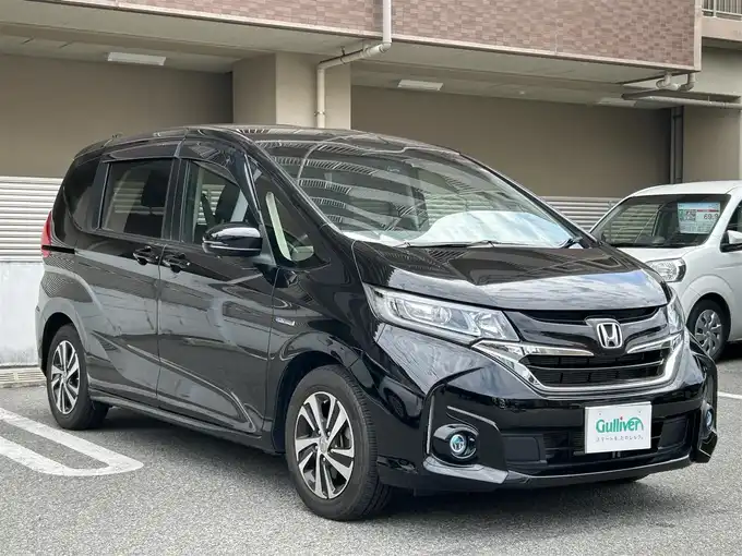 新着情報“フリードハイブリッドハイブリッド・EX”2018年式クリスタルブラックパール入荷しました！