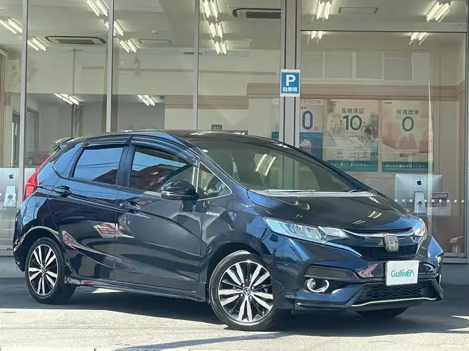 新着情報“フィットハイブリッドハイブリッド・S ホンダセンシング”2018年式ミッドナイトブルービームM入荷しました！