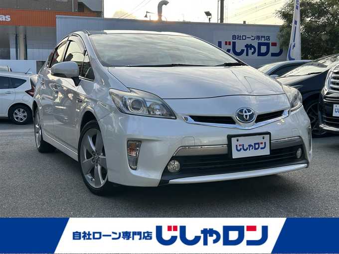 新着情報“プリウスＰＨＶS”2012年式ホワイトパールクリスタルシャイン入荷しました！