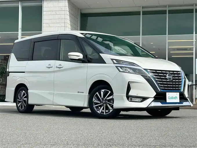 新着情報“セレナe－パワー ハイウェイスターV”2020年式ブリリアントホワイトパール入荷しました！