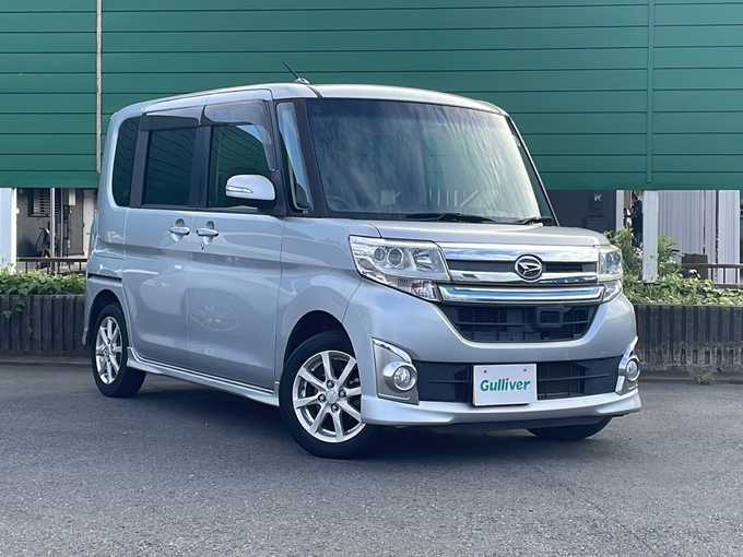 新着情報“タントカスタムX トップエディションSA”2015年式ブライトシルバーメタリック入荷しました！