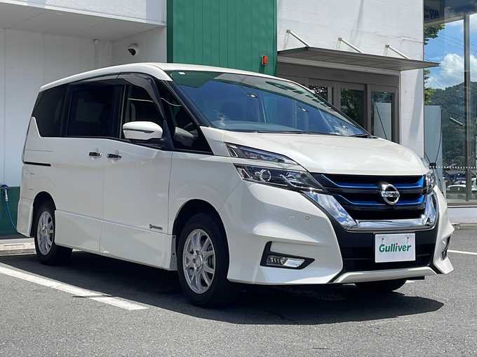 新着情報“セレナe－パワー ハイウェイスターV”2019年式ブリリアントホワイトパール入荷しました！