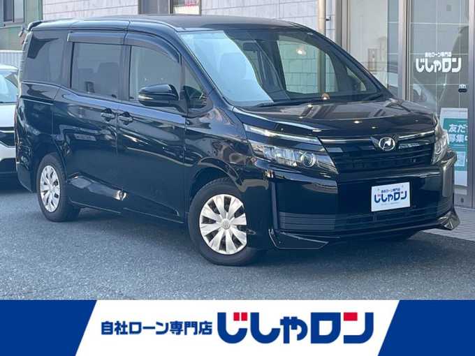 新着情報“ヴォクシーX”2014年式ブラック入荷しました！