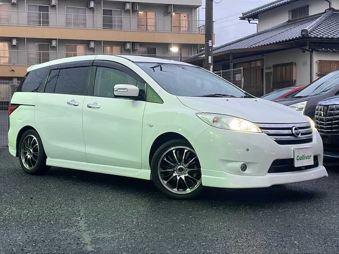 新着情報“ラフェスタハイウェイスターG スプレモ”2014年式パール入荷しました！