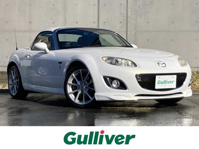 新着情報“ロードスター20周年記念車”2009年式クリスタルホワイトパールマイカ入荷しました！