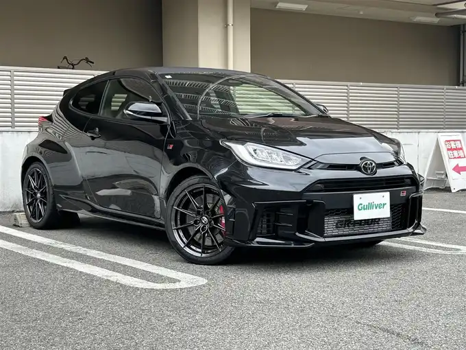 新着情報“ＧＲヤリスRZ ハイパフォーマンス”2024年式プレシャスブラックパール入荷しました！