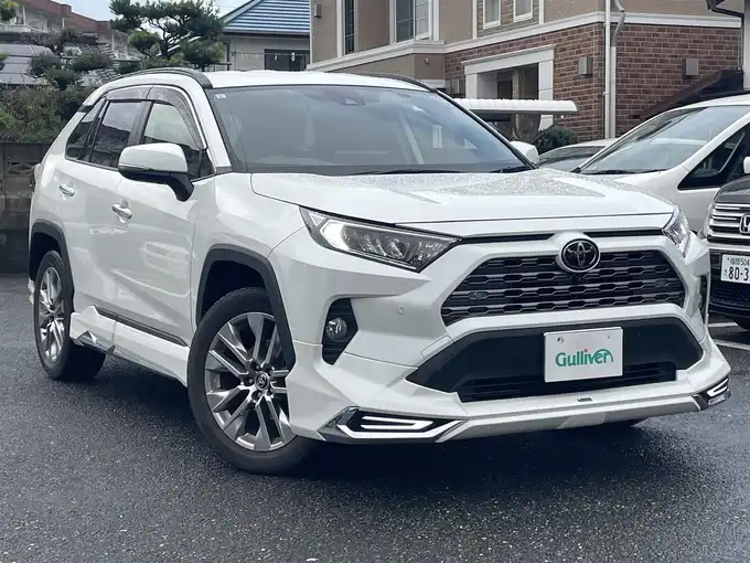 新着情報“ＲＡＶ４G Zパッケージ”2021年式ホワイトパールクリスタルシャイン入荷しました！