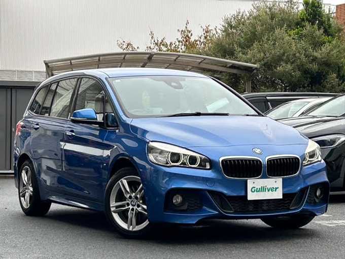 新着情報“２シリーズ218iグランツアラー Mスポーツ”2017年式青Ｍ入荷しました！