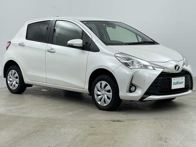 新着情報“ヴィッツF セーフティーエディションⅢ”2019年式ホワイトパールクリスタルシャイン入荷しました！