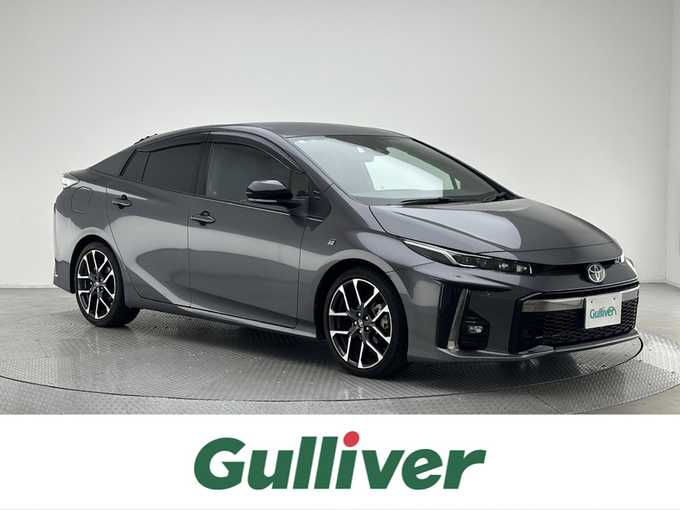 新着情報“プリウスＰＨＶS GRスポーツ”2018年式グレーメタリック入荷しました！