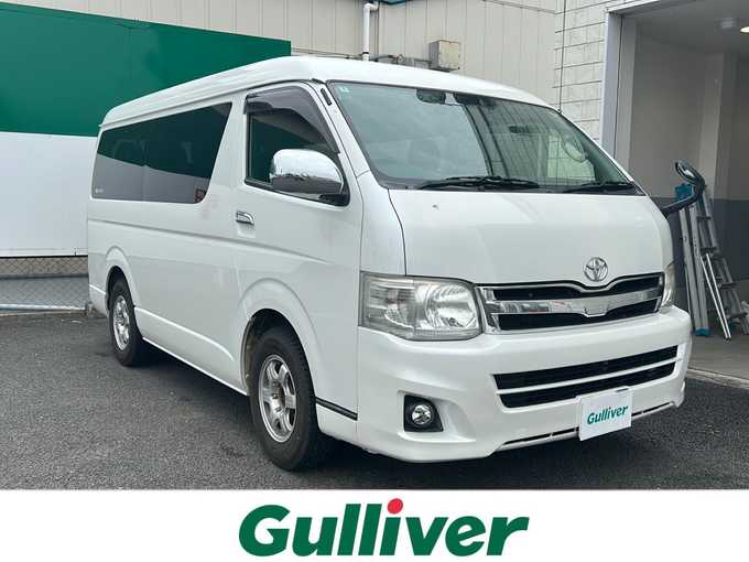 新着情報“ハイエースワゴンGL”2012年式白入荷しました！