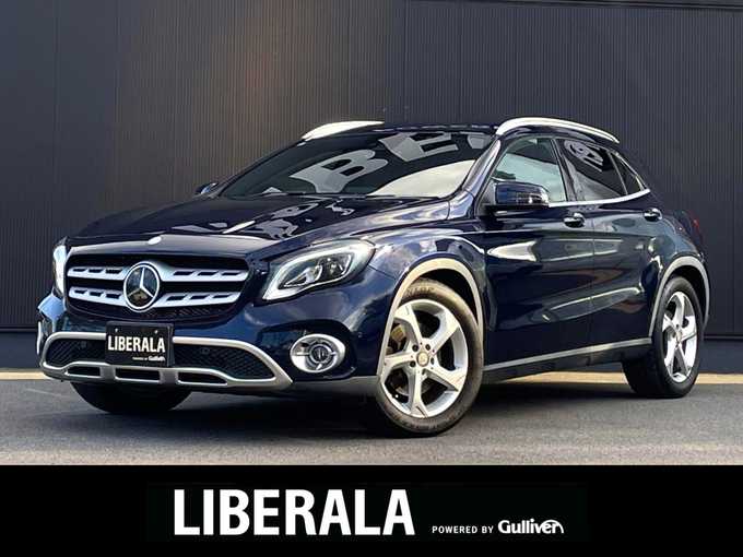 新着情報“ＧＬＡクラスGLA220 4マチック”2017年式紺入荷しました！