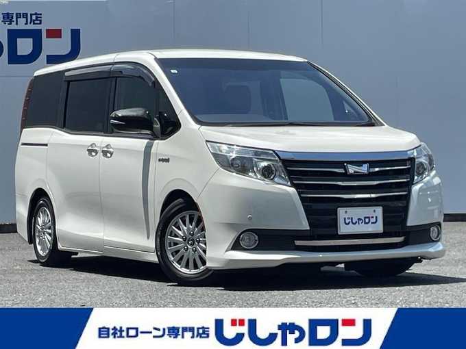 新着情報“ノアハイブリッドG”2014年式ホワイトパールクリスタルシャイン入荷しました！