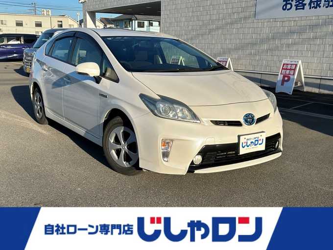 新着情報“プリウスS”2012年式ホワイトパールクリスタルシャイン入荷しました！