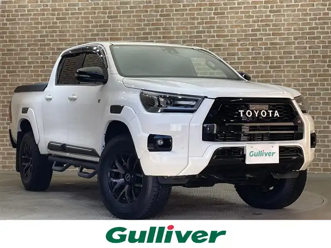 新着情報“ハイラックスZ GRスポーツ”2022年式スーパーホワイトⅡ入荷しました！