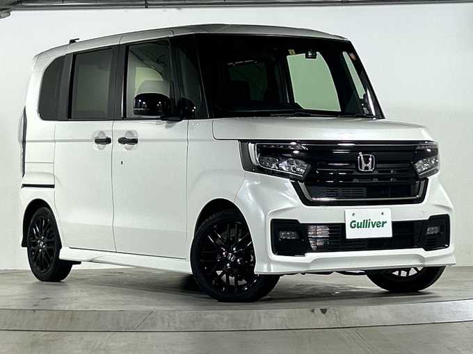 新着情報“Ｎ－ＢＯＸカスタムLターボ特別仕様車スタイル+ブラック”2023年式プラチナホワイトパール入荷しました！