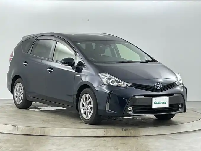 新着情報“プリウスαS チューン ブラックⅡ”2018年式ブラッキッシュアゲハガラスフレーク入荷しました！