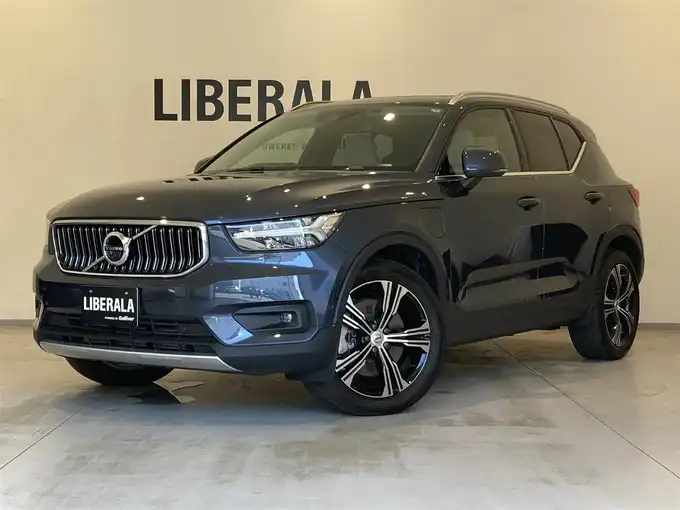 新着情報“ＸＣ４０リチャージ プラグインハイブリッド T5 インスクリプション”2020年式デニムブルーメタリック入荷しました！