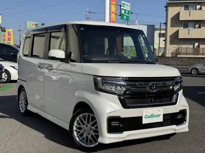 新着情報“Ｎ－ＢＯＸカスタムEXターボ”2021年式プラチナホワイトパール入荷しました！