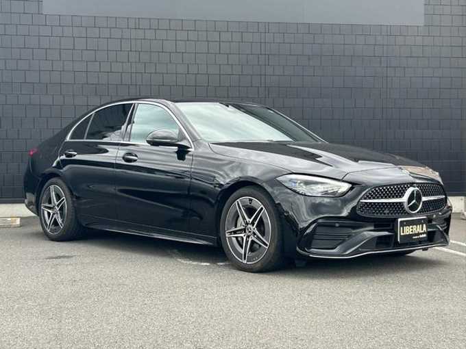 新着情報“ＣクラスC220dアバンギャルド”2023年式オブシディアンブラック入荷しました！