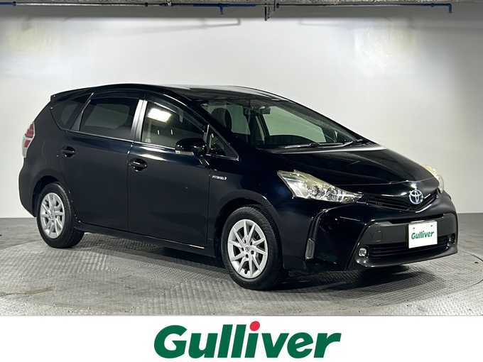 新着情報“プリウスαS”2015年式アティチュードブラックマイカ入荷しました！