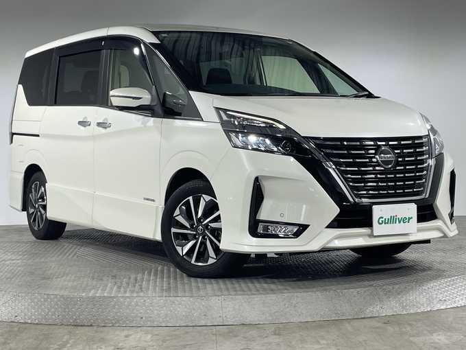 新着情報“セレナハイウェイスターV”2021年式ブリリアントホワイトパール入荷しました！